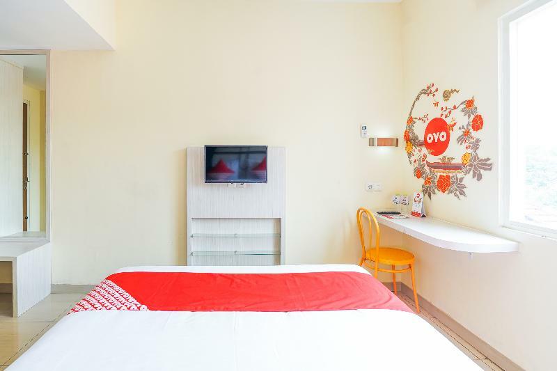 Pratisarawirya Guesthouse By Ecommerceloka Surabaya Dış mekan fotoğraf